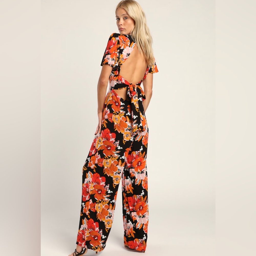 Lulu’s Floral Jumpsuit - Picture 3 of 4